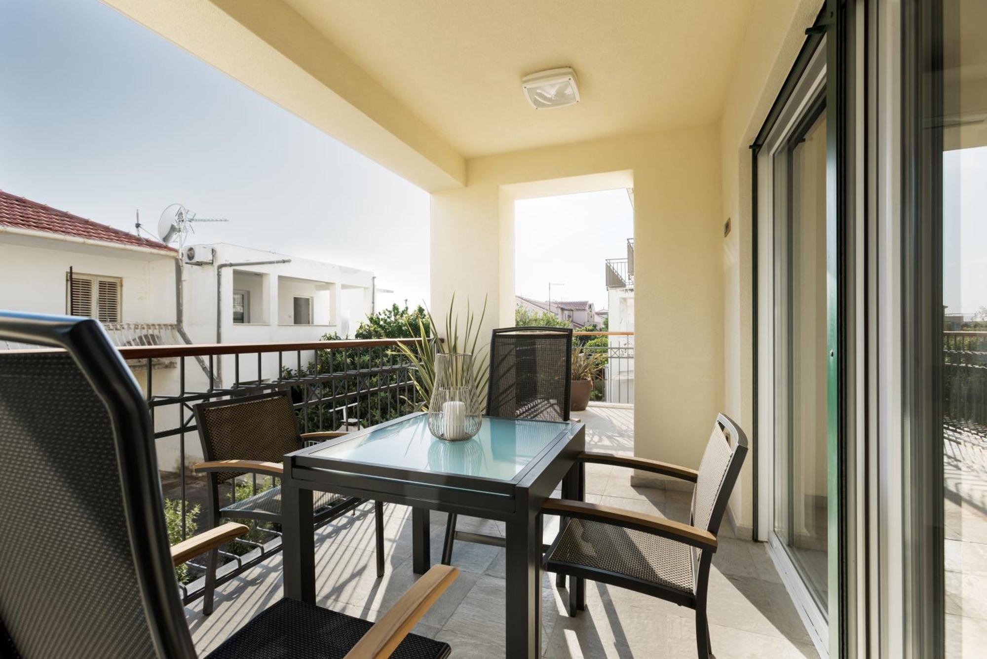 - Teranea Hotel Hvar Town