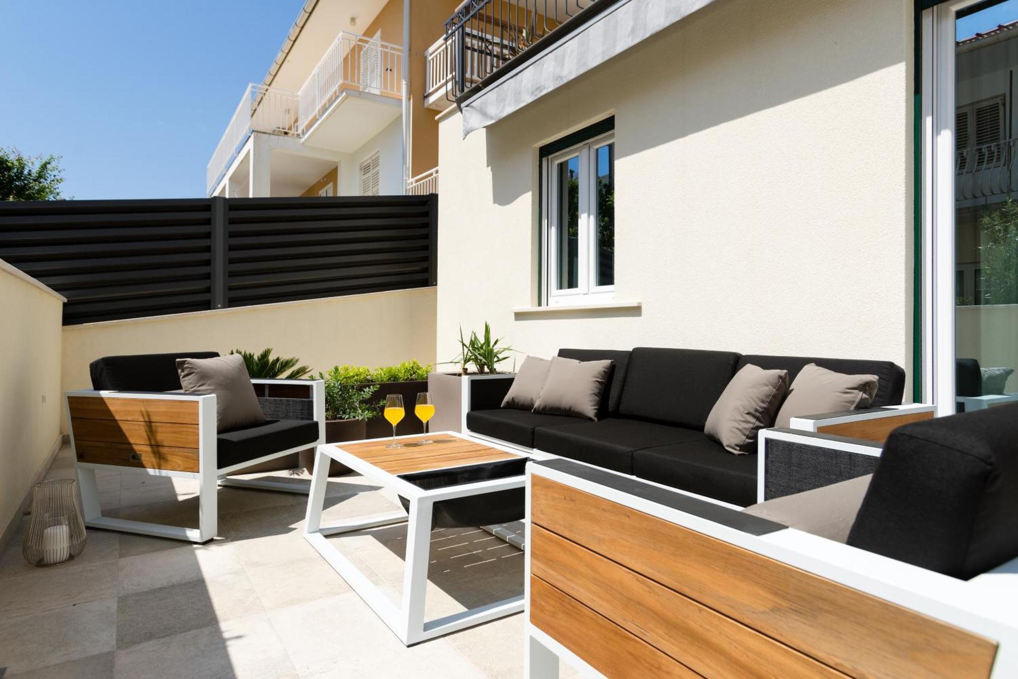 - Teranea Hotel Hvar Town